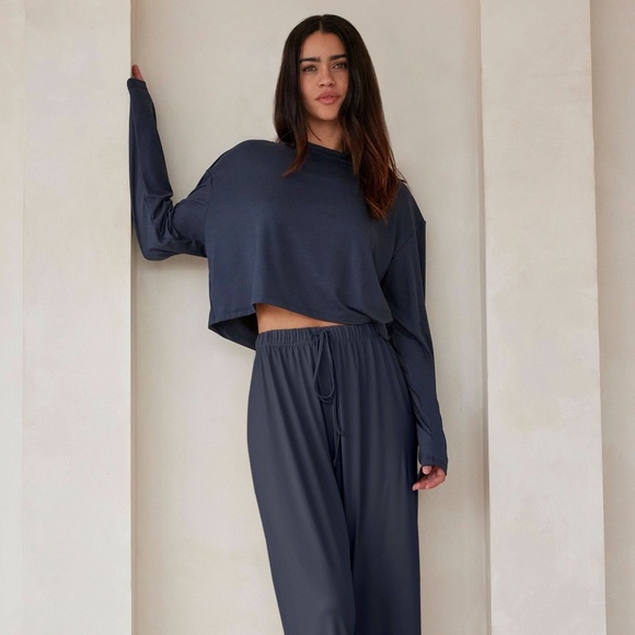 Bumpsuit Cement Blue Cloud Oversized Long Sleeve Crop Tee Top Sz Small - Picture 1 of 7